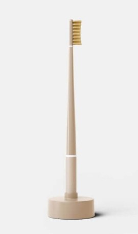 Piuma Vitamin C Medium Kit Base Μέτρια Οδοντόβουρτσα Nude Rose Αντιβακτηριακή με Καθαριστή Γλώσσας Ροζ 1 Τεμάχιο & Βάση Ημερολόγιο