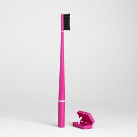 Piuma Bamboo Carbon Soft Ροζ Οδοντόβουρτσα με Ενεργές Τρίχες με Άνθρακα από Μπαμπού με Καπάκι 1 Τεμάχιο