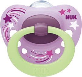Nuk Signature Night Πιπίλα Σιλικόνης για 18-36m+ με Κρίκο Λάμπει στο Σκοτάδι [10.739.704] 1 Τεμάχιο