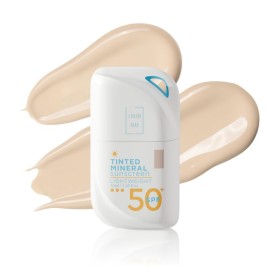 Lavish Care Tinted Mineral Sunscreen SPF50+ No1 Light Shade Αντηλιακό Προσώπου Ανοιχτή Απόχρωση 50ml