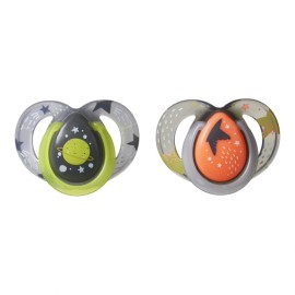 Tommee - Tippee TT Night Sthr Se Ru Cee Πιπίλες Σιλικόνης Night Unisex 6-18m+ 2 Τεμάχια