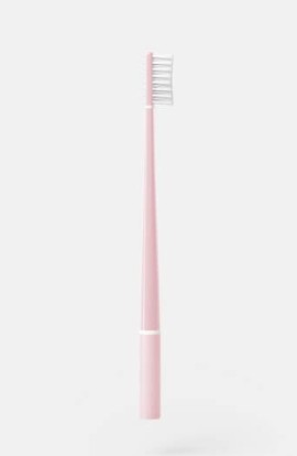 Piuma Echinacea Soft Μαλακή Οδοντόβουρτσα Baby Pink με Καθαριστή Γλώσσας Ροζ 1 Τεμάχιο