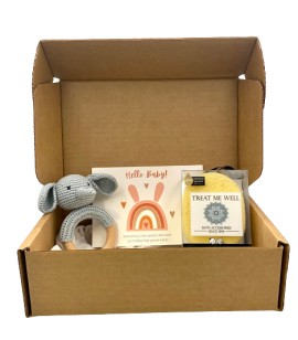 Treat Me Well Mini Baby Box Elephant NewBorn Bath & Shower Sponge Βρεφικό Οβάλ Σφουγγάρι Κίτρινο 1 Τεμάχιο - Κουδουνίστρα Ελεφαντάκι